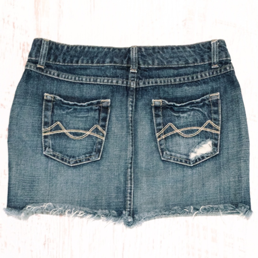 NWOT Mossimo Destroyed Denim Mini Skirt - Picture 2 of 3
